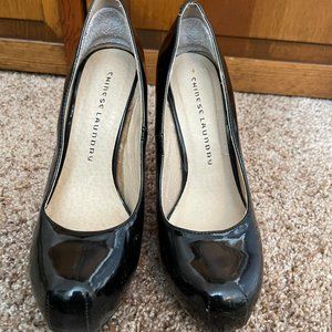Chinese Laundry- Whistle Pump Size 8